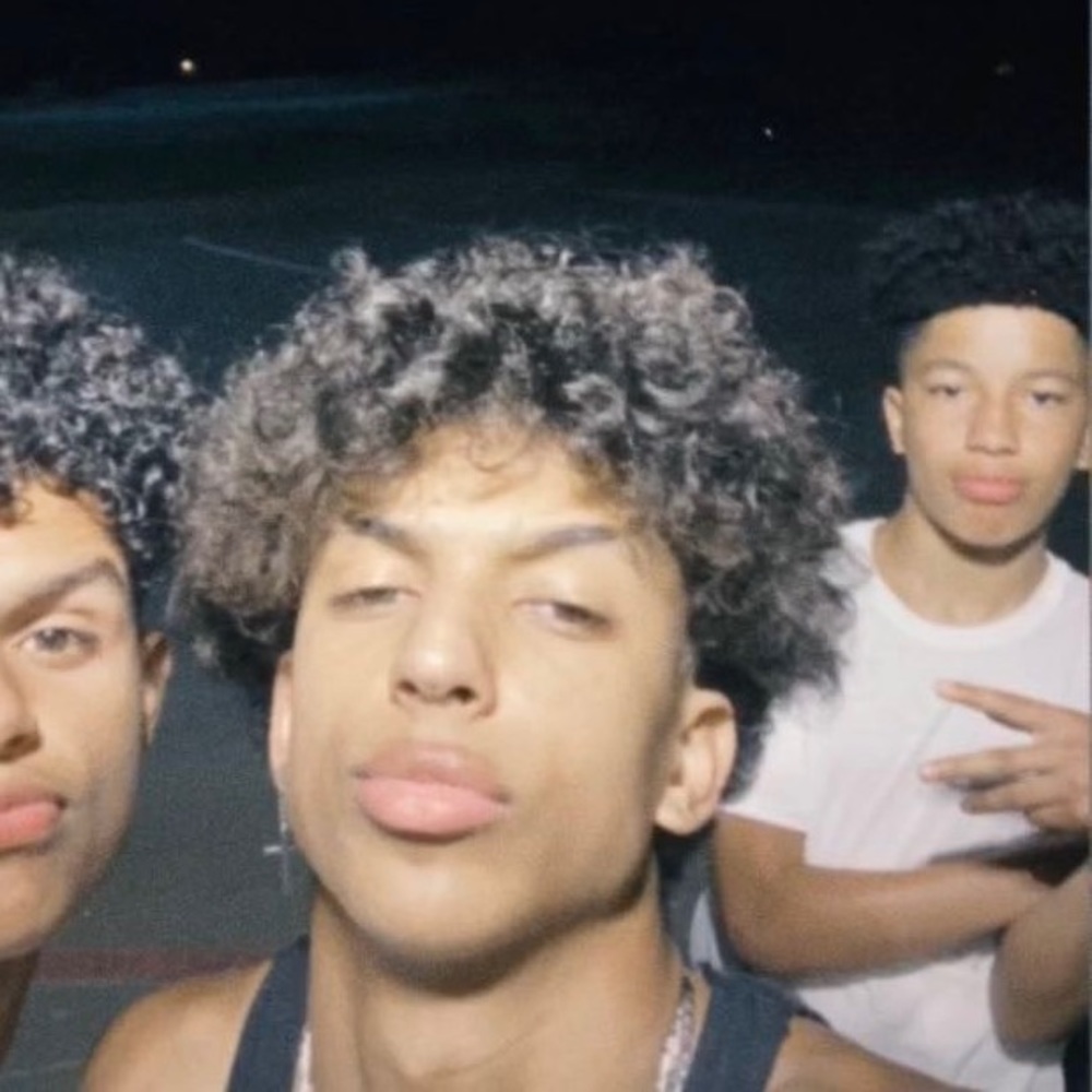 Meet your Posher, Kellan